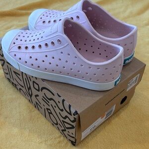 GUC Toddler Native Jefferson Size 12